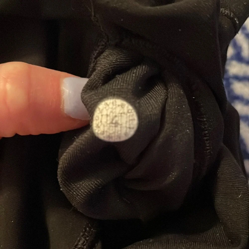 Lululemon Full-On Luxtreme Wunder Under Crop - Picture 11 of 15